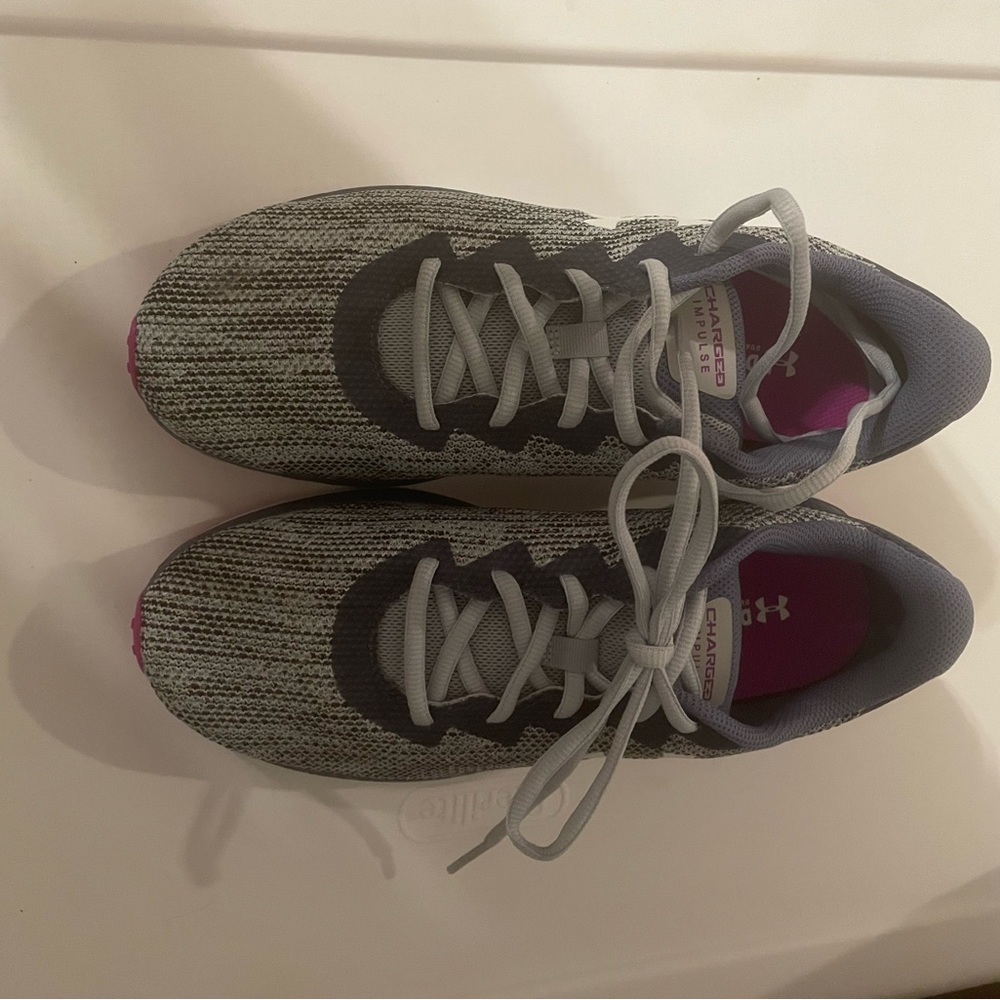 Under Armour Women’s Running Shoes Size 8
